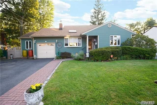 Convenient North Syosset Location Close To Rr And Shopping. This Light & Bright Home Is Much Bigger That It Looks Due To Very Large Extension Off The Back Of The House- Magnificent Eik With Ss Appliances, Granite Counters And Large Dr! 3 Skylights, New Front Roof! 10Yr Cac,  Energy Efficient Burnam Gas Boiler And 30 Gallon Hw Tank. Heated Tiled 1.5 Garage! Must See!