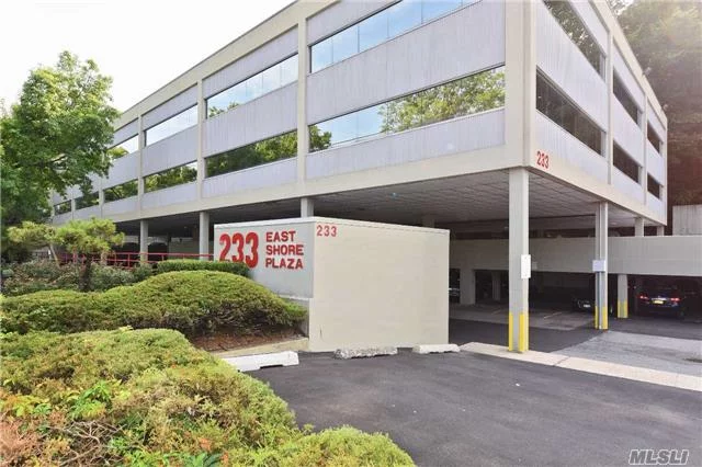 Approx 2500 Sq Ft Of Class A Medical Space. Located On East Shore Road- This Space Has It All For A Functioning Medical Or Professional Space. Parking, Near All Transportation. Owner Will Subdivide. *** Part Of Mls 3026704 (Units 102 & 106) Combined. This Is Unit 102 Only - Unit Has Been Subdivided. Closed Price Only Reflects Half Of The Condo. ***