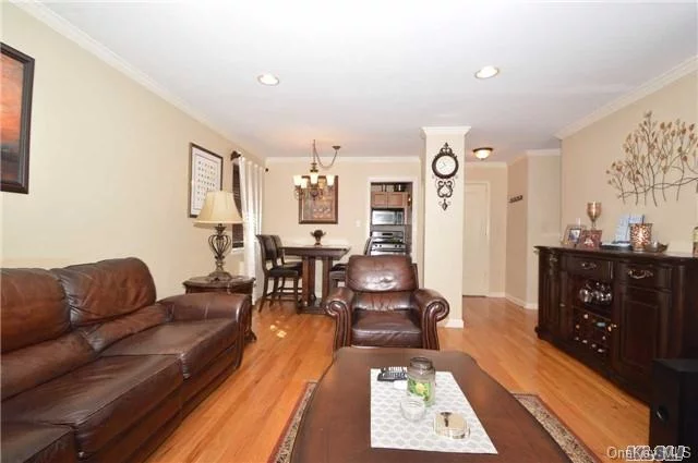 Beautiful 1 Bedroom Apartment In The Heart Of Bayside! Large Living Room/Dining Area. Easy Street Parking W/Option For Garage. Additional Personal Storage Space Included. Excellent Location, Convenient To Transportation. One Block From Northern Blvd, 0.4 Miles To Lirr (Bayside Station) And Close To Bell Blvd Shops/Restaurants!! Must See!!