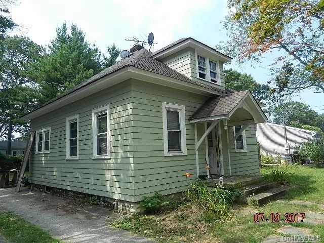 Ranch Style Home With Basement And Detached Garage. Large Unfinished Attic And Full Basement