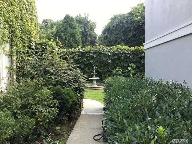 Bring The Hamptons To The Most Breathtaking Location In Centre Island. Long Driveway Will Lead You To This All New 2Br, 2.5Bth Duplex Cottage. Separate Entrance, Huge Private Backyard, Private Sandy Beach, W/D, Cac, Hardwood Floors, Waterfront/View. All Utilities Included Even The Cable Except The Heat!