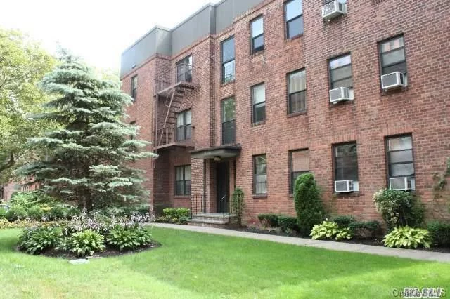 Bright Large 2Br Corner Unit On 2nd Floor. Fully Renovated! Lots Of Windows And Large Closets. Close To Buses, Lirr, Highways, Shops, Restaurants And Oakland Lake Park. No Flip Tax! School Dist 26. Storage Available. Bike Room And Laundry Room In The Complex.