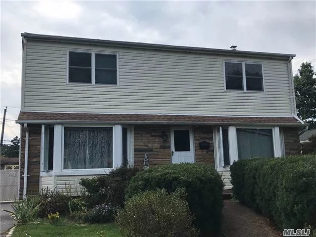 Welcome To This Charming Home On Quiet Street. Close To Shopping, Dining And Lirr. Nice Property. 1-2 Year Lease. Wont Last!