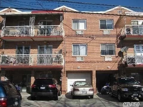 **10/08 Holding Deposit Accepted, No More Showing** Nice Large 3 Br With 2 Full Bathroom Apt On 2nd Floor With Large Balcony, Hardwood Floor , Lots Of Closet, Bus Q65 To Main Street. Easy On Street Parking. Near The Shopping Must See.