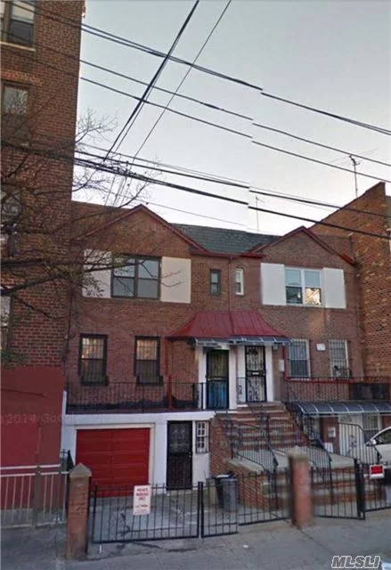 Multi-Family Walk-Up Conveniently Located Minutes From #7 Train Station, Minutes To Downtown Flushing Or Midtown Manhattan. Near Roosevelt Ave Shops, Restaurants, Banks, Pharmacy And Much More.