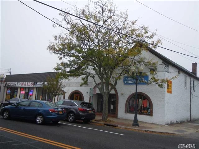 Mixed Use Building In The Heart Of East Islip. 4 Spaces- 2 Retail, 1280 Sq Ft Occupied, 1142 Sq Ft Vacant. 2, 3 Bedroom Apts Both Occupied With Month To Month Leases All Tenants Will Stay Or Leave Depending On Buyer&rsquo;s Needs. All Leases Need To Be Renegotiated. Ample Parking Available. Inside Of Building Recently Renovated. B-D Zoning Is Retail Use For Store Fronts