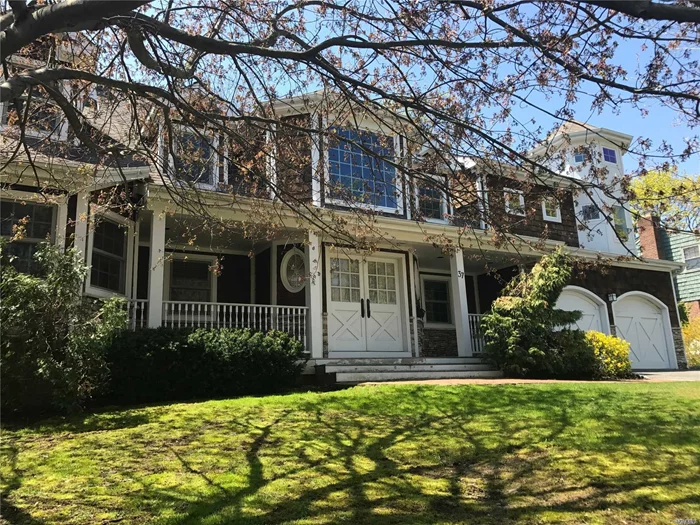 Do Not Miss This Fabulous Mid-Block Expanded Colonial In The Heart Of Strathmore & Near The East Hills Park W/Its Own Tennis Courts, In-Ground Pool & More. Rebuilt In 2000, This Gem Offers Open Floor Plan, Soaring Ceilings, Chef&rsquo;s Kitchen, Inviting Den W/Fireplace, Beautiful Wood Finishes Throughout, Central Vacuum, In/Outdoor Sound System. Roslyn Schools, Close To Lie. Taxes Are Being Grieved..