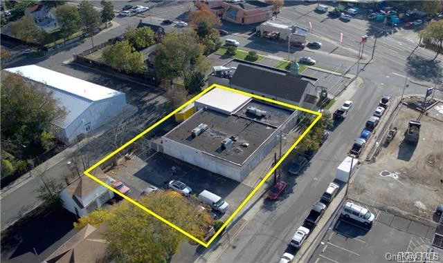 Free Standing 4, 156 Square Foot One Story Commercial Office Building For Sale In Hicksville. 8 Private Parking Spaces And Loading Possibilities. Inside Is A Blank Canvas Ready For Custom Design. Location Is Everything With Easy Access To Main Roads, Train, Main Shopping And Business District Plus Nearby Residential. Buy To Own And Operate. Explore Medical Uses And More.