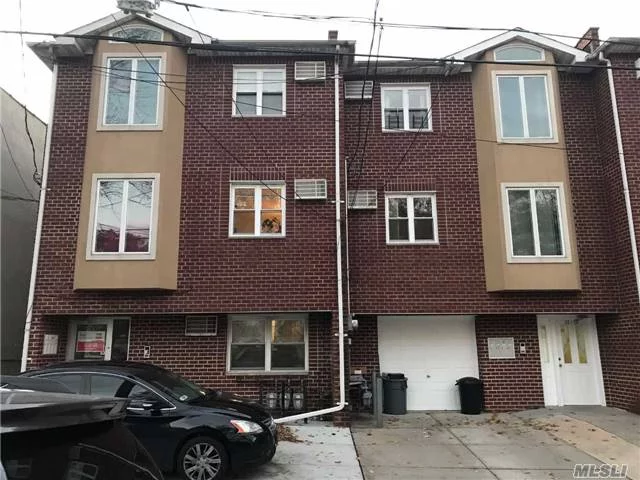 Welcome To This Spacious Third Floor 3 Bedroom, 2 Full Bath Pet Friendly Rental In The Heart Of Fresh Meadows. School District 25. This Apartment Offers Hardwood Floors Throughout, Stainless Steal Appliances, And Completely Renovated Bathrooms. Parking, Washer/Dryer, And Use Of Backyard Are Included. Minutes Away From Major Highways, Restaurants, Transportation!