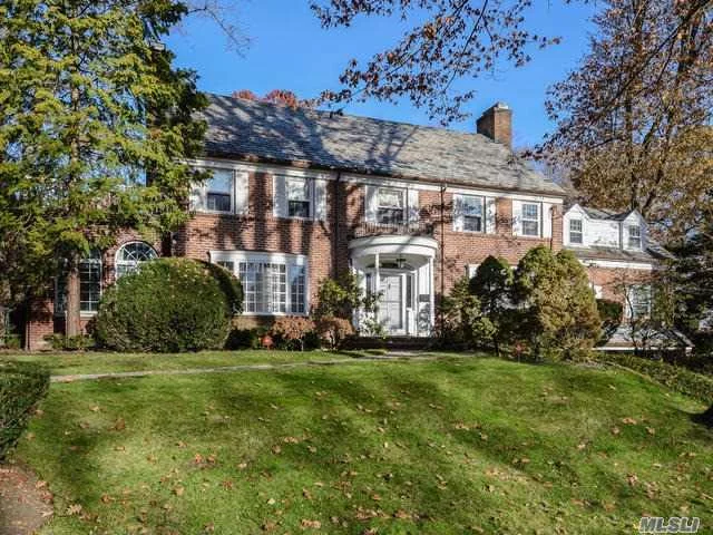 Stately, Brick Center Hall Colonial Located On A Beautiful Tree-Lined Street In Munsey Park. Home Boasts Large Rooms, Renovated Gourmet Kitchen, 5 Bedrooms, 5 Baths, Hardwood Floors Throughout. Convenient To All Transportation, Schools And Shopping.