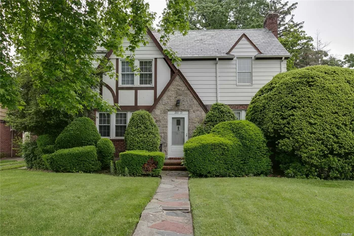 Traditional Center Hall Colonial In Prime Location Of Bayside. This Classic 3 Bedroom 1.5 Bath House Offers An Extra Large Property (77.55 X 115.53) Which Is Ideal For Expansion. Living Room With Fireplace, Formal Dining Room, Updated Kitchen And Gleaming Hardwood Floors. Close To Schools, Stores, Lirr And Local Bus. Great Opportunity!