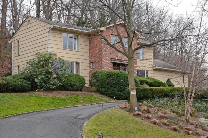 Huge Reduction - Center Hall Colonial W/ 4 Bdrms And 3.55 Baths, Open Floor Plan With Large Rooms, Beautiful Custom Eik, Great Family Room/Fpl, Oak Flooring, Guest Room W/Full Bath, Lg Windows W/Beautiful Views, Full Fin. Basement, Beautifully Landscaped, Roslyn School, East Hills Park.