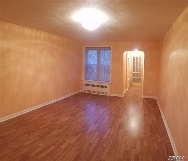 Large 2 Bedroom Apartment For Rent In Forest Hills. Fully Renovated Apartment Features A New Kitchen, Hardwood Floors Throughout, Spacious Rooms And Ample Closet Space. Access To Backyard. Great Location, Close To A Public Transportation, Schools, And Restaurants.