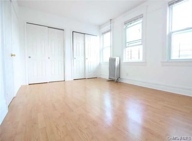 Newly Renovated Duplex 3 Bedrooms W/Formal Dinning Room, Living Room And Study Room. Hardwood Floors Throughout, Plenty Of Space And Lots Of Nature Lights. Hot Water Included; Tenant Responsible For Heat & Electric.  Close To E & F Express Subway Train & Express Bus Qm21, Q60, Q44, Q20 To Midtown, Van Wyck, Grand Central Pkwy. Best Deal For The Money! Will Go Fast!