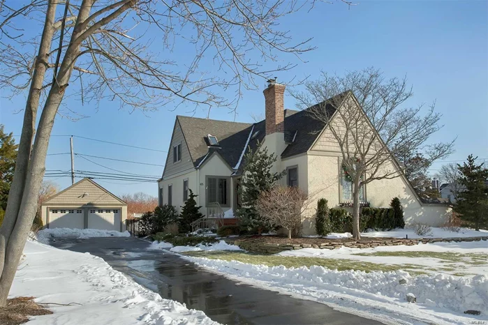 Pristine Tudor In The Very Desireable Som Bay Shore / Brightwaters Border. Builders Home Fully Renovated 2011 W/ No Expense Spared, Radiant Heat, Crown Molding Throughout, Beautiful Landscaping, Ig Pool W Heat & Frog Chlorination System, Cac, Cvac Basement 5Tf Ceilings..Dry , Wave Dehumidifier System, No Flood Zone.