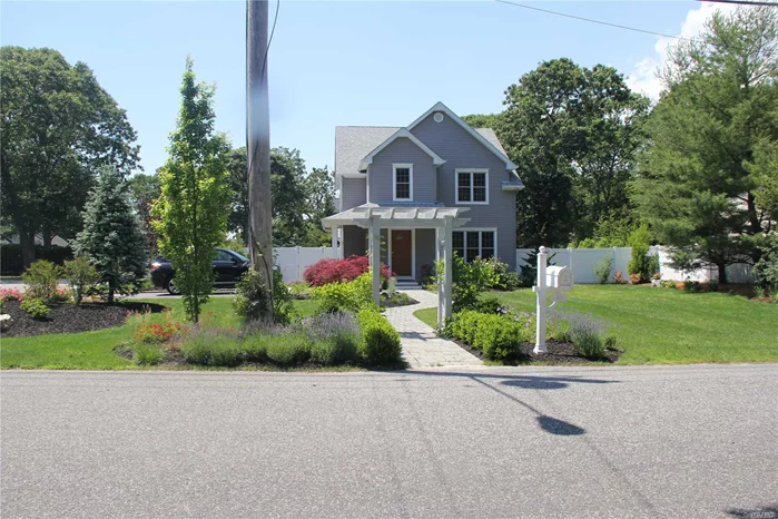 This 3 Br 2.5 Bath Victorian Is Truly A Custom Built Home. Oak Flrs, State Of The Art Kitchen,  Top Of The Line Stainless Appl, Kitchen Cabinets, Granite Counter Tops, Crown Moulding, Cac, Full Basement W/Ose, Igs. And The Private Yard Boasts Beautiful Perennial Flowers, Bushes & Trees That Put On A Year Round Gardening Show