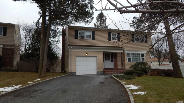 Great Value!!, Spacious 4 Br Colonial Home In North Syosset, Hardwood Floors, Gas Heating &Cooking, Den With Fireplace And Sliding Door To The Deck, Igs, House Sold As-Is Condition, Quiet Location, Cul-De-Sac