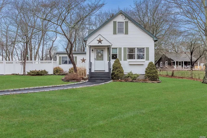 Diamond Vintage Expanded Cape Located In Historic District Of Yaphank. New Eik W/Center Island, Andersen Windows, Wood Flooring, Cac, New Wood Burning Stove, New Hot Water Heater, New Oil Tank & New Over Sized Driveway. Great Home With Large Backyard, Spacious, Turn-Key & Elegant. Must See!!!