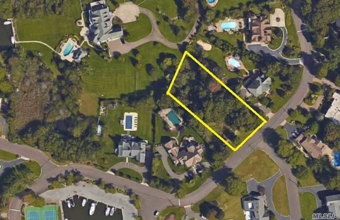 Rare 1 Acre Waterview Lot In The Prestigious Gated Community The Moorings Located Just Steps From The Marina. Don&rsquo;t Miss Your Chance To Build Your Dream Home From The Ground Up. This Is The Last Vacant Lot!! Association Docking, Tennis & 24 Hr Guard.