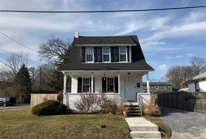 Lovely 4 Bdrm, 2 Bath Dutch Colonial With Det Garage And Fenced Yard, Spacious Living Area, Pets Considered, Close To Shopping