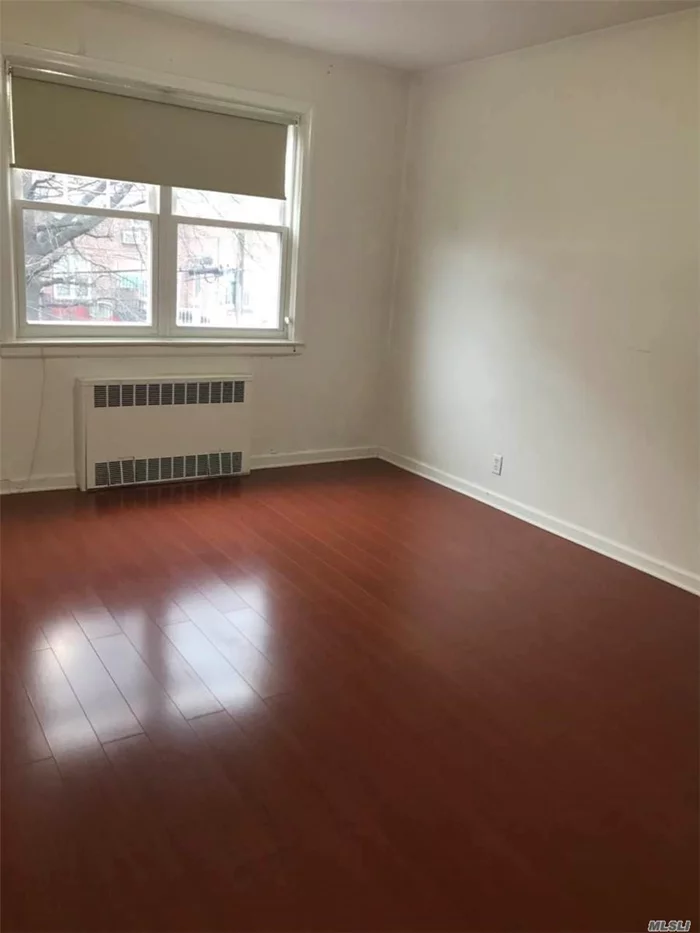 Newly Renovated, Bright And Huge 3 Bedroom. Close To Q17, Q88, Q30, Q31 Bus. Near P.S. 173, M.S.216, And Francis Lewis High School.