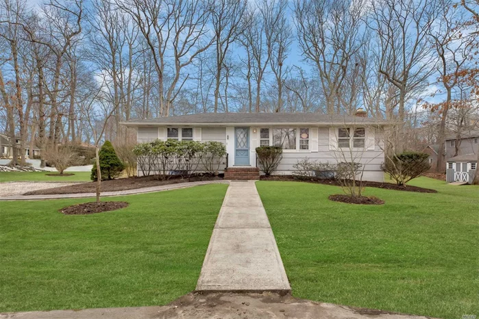 North Fork Retreat - This Delightful 2-Bedroom, 1-Bath Cottage, Just Up The Road From The Magnificent Kenney&rsquo;s Beach, Is The Perfect Getaway For All Seasons With Its Open Floor Plan, Fireplace, Central Air, And Large Deck. Full, Dry-As-A-Bone Basement And Plenty Of Room To Expand. Just 2 Miles To Southold Hamlet Center.