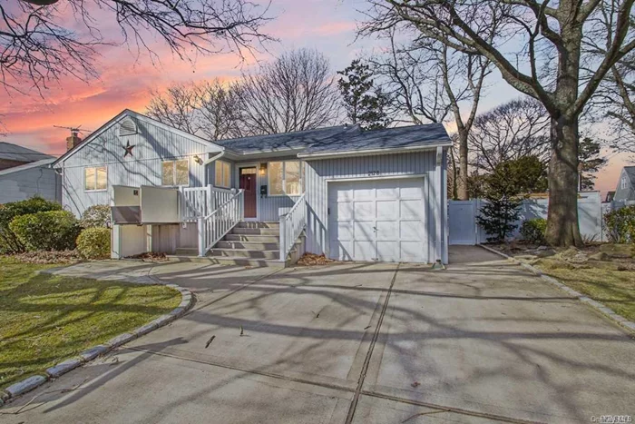 Spacious Mint Ranch In Wantagh. House Has Great Flow With Mint Bathrooms. Big Finished Basement. Home Has Central Ac, Porch, Deck & In Ground Sprinklers. Tax Correction, True Taxes Are $11, 998.78.