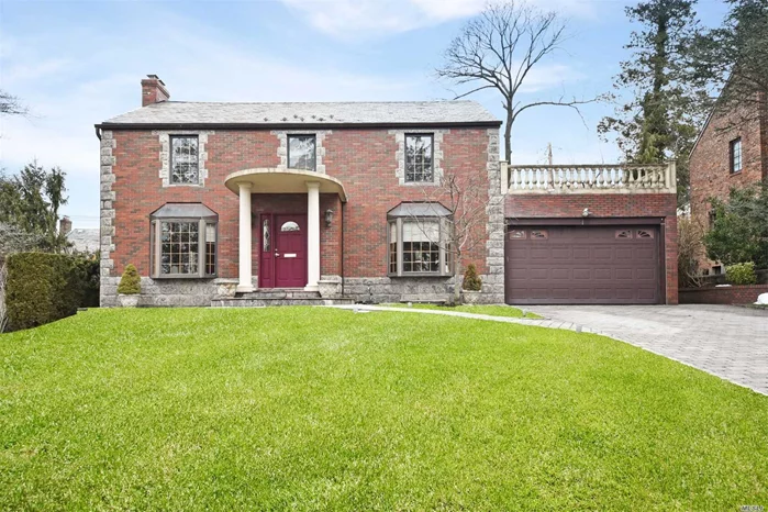 Estate Sale ! Beautiful Brick Ch Colonial, Rebuilt & Extended In 2004. Like New! Possible 4th Br W/Proper Permits. Fin. Bas./ Tiled Floor, Playrm / Hardwd Flr. Msuite/Jacuzzi. Kit/Island. Mud Rm, Cac, Alarm, Oversized 1 Car Gar/ Tiled Floor. Within Close Proximity To Strathmore Vanderbilt Country Club Which Offers Tennis, Pool, Restaurant And Summer Sport Program.