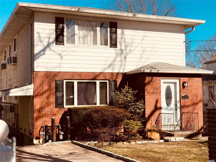 One Months Free Rent Offered With Accepted Offer. Fabulous 3 Bedroom Apt, Wood Floors, Livingroom / Dining Room Combo, Incredible Storage, Full Basement , Private Driveway And Garage. Close To Park, Water, Pool, Tennis, Incredible Value.