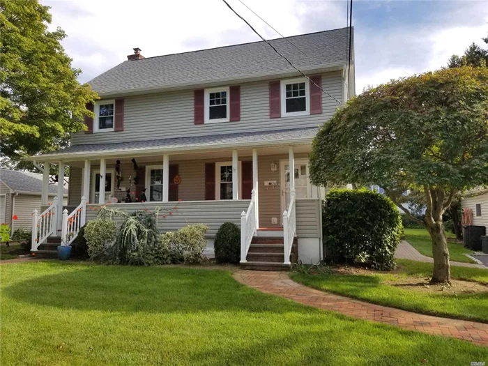 Completely Renovated 2 Bedroom 1.5 Bath Duplex With Front Porch Luxury Kitchen, Livingroom, Mudroom, And Two Bonus Rooms Great For Storage, Basement With Ose & Laundry. 1 Car Garage Spectacular Backyard With Patio.