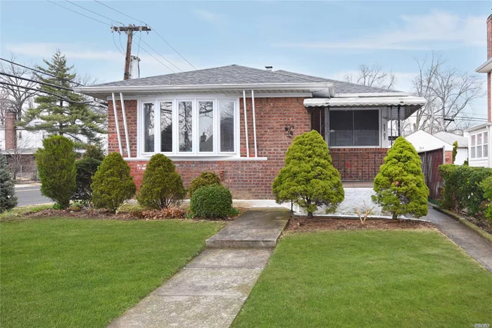 Brick Detached Ranch Located On Desirable Corner Lot In Fresh Meadows. This House Features 3 Bedrooms, 2 Baths, Eat In Kitchen, Hardwood Floors, Central Air, Detached Garage. Move In Ready Or Ideal For Expansion. Prime Location And Close To All.