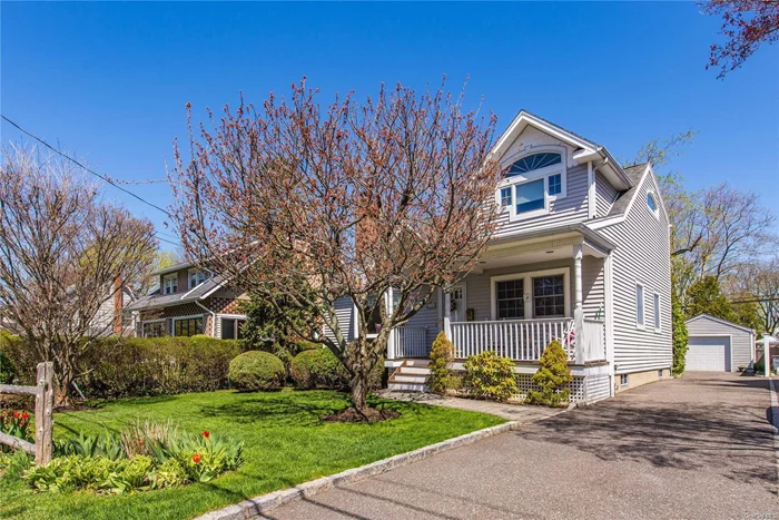 Lovely Mustapick Cape In The Heart Of Historic Halesite. Charming Covered Porch! Living Rm W/ Cathedral Ceiling, 2 Skylights & Stacked Stone Frplce. All Anderson Windows, Generous Sized Master Br W/Bath & Wic, Sun Drenched Dormered Bedrm W/ Half Moon Window Detail. New Deck, Private Back Yard. Lovely Finished Basement, Det Garage, Igs. Convenient, Idylic Neighborhood.