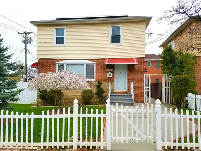 Beautiful Detached One Family Colonial With Open Kitchen, School District 26, P.S 41, M.S158, Bayside H.S. Solar Panels Installed And Fully Paid.