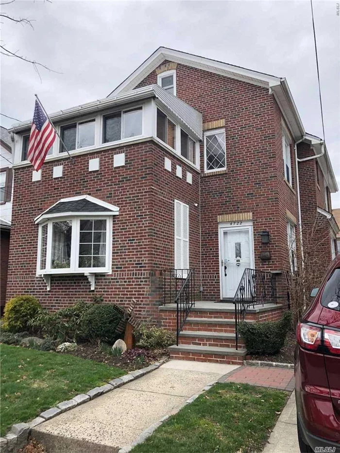 Location! Location ! Legal Two Family Detached Brick House In The Heart Of Prime Flushing Location , Excellent Condition 40 X 100 Lot , Spacious Rooms Thru -Out. Interior Size 2313 Sqf, Finished Basement With Separate Outside Entrance.Private Driveway And Garage. One Block Away From Kissena Park, Walking Distance To The Transportations And Super Market