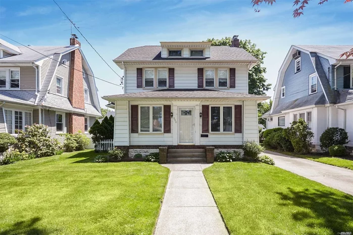 Diamond Condition Colonial Home, On A Beautiful Tree-Lined Street With Abundance Of Old World Charm. Beautiful Hardwood Floors Throughout With Formal Dining Room And Newly Renovated Eat-In Kitchen With Amazing Cabinet Space, Stainless Steel Appliances And Closets Galore In The Basement. School District #20, Walking Distance To Town, Close To All Major Parkways. A Must See!!!