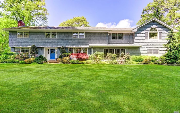 Elegant Expanded Colonial 5-6 Bds On 2 Acres Plus With Ig Gunite Heated Pool. Lots Of Special Details, Huge Den, And Great Room Upstairs, Whole House Generator, Underground Wiring, New Cac , Jericho Schools, A Must See!