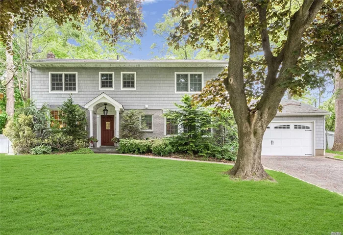 Totally Renovated Center Hall Colonial In The Desirable Roxbury Section. Chef&rsquo;s Kitchen, Spacious Family Room Addition W/Fp And Sliding Glass Doors To An Expansive Backyard Patio & Inground Pool W/Hot Tub. Formal Lr W/Fp, Fdr, W 2 Powder Rms & Laundry Complete 1st Floor. Master Suite W/Large Walk In Closet. Additional 2 Brs & Bth, 2 Car Garage, Cac, Cvac, Generator, Inground Sprinklers.A Perfect Home.