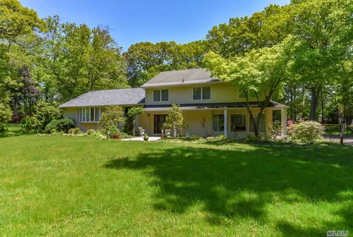 This Beautiful House, 1.21 Acres, On A Serene Piece Of Property Offers A Gorgeous Eik, 4 Br&rsquo;s, 3 Full Baths, Fdr, Den, Fireplace, I/G Pool, Deck, East Williston School District And Many Other Amenities. Come And See This Lovely, Charming Home! .