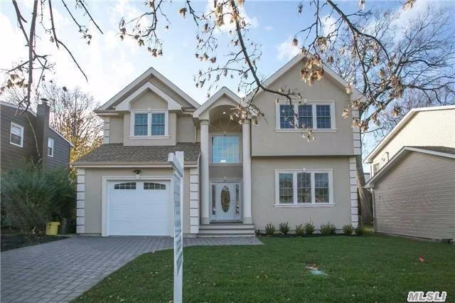 Brand New Construction Colonial With Furnished, This Luxury Sized Home Includes Living Rm, Formal Dining Rm, Eik, 4 Bedrms, And 2.5 Baths. Fully Finished Basement With A Open Space, It Can Be Used As Office, Playroom. In A Perfect Location. Syosset Schools. Must See!