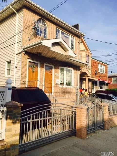 2 Family House Built In 2004 R5 Zoning. Home Features 3 Bedrooms 2 Full Baths On Each Floor, Full Finished Basement With Separate Entrance. Hardwood Floors, All Updated Appliances. Great Backyard With Garage. Centrally Located Close To  Lirr, Buses, Subways & Air Tran To The Airports. Great Investment Property!!!