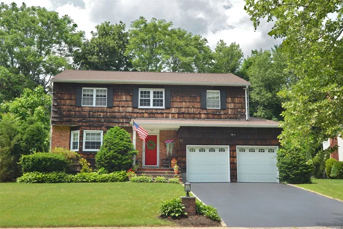 Mint Condition Colonial W/5 Bdrms, 3.5 Renovated Baths. Spectacular Mbr On First Floor W/Vaulted Ceiling, Skylights, Brick Fireplace, Huge Wi Closet, And Luxury Master Bath. First Class Eik W/Granite Counters Opens To Fam Rm W/Gas Fp. Formal Dr W/Sliders To Private Rear Yard W/Hot Tub, Brick Patio, And Garden Shed. Motivated Seller. Taxes Have Been Grieved. Close To Water And Close To Express Train On The Port Washington Line.