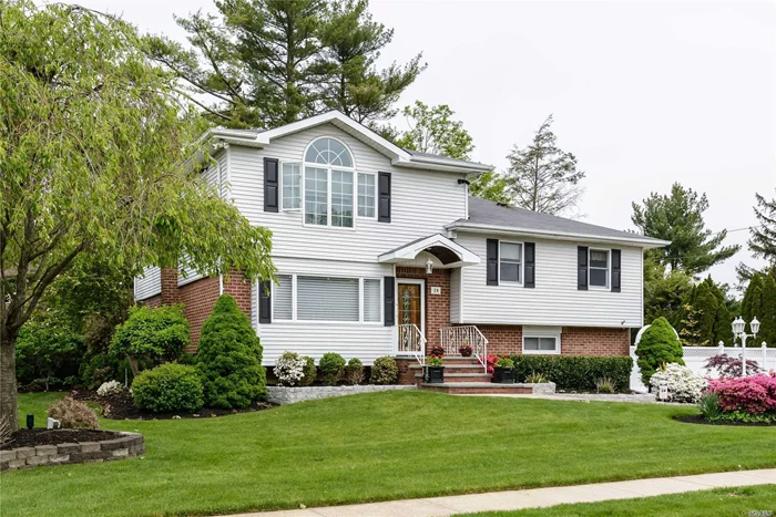 Wonderfully Renovated Home In The Sought After North Syosset Area Of Flower Hill. 4 Bedrooms 2.5 Baths, Formal Dining Room, Den With Fireplace. Gourmet Eat In Kitchen. Large Sun Room Overlooking Back Yard. Close To Lirr And Town.