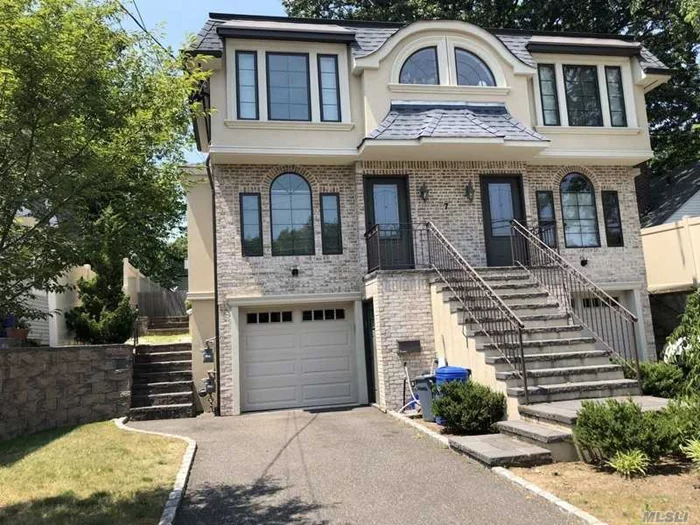 Beautiful Duplex Built In 2011 In Excellent Condition. 2 Bedrooms X 2.5 Baths. Modern Kitchen, Hardwood Floors, Cac, Gas Heat, Separate Garage & Driveway. Occupancy August 1st. Pet (1 Dog) Allowed W/Security.