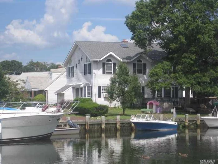 Breathtaking Custom Waterfront Home, Perfect For Entertaining. Beautiful 3 Bedroom 2 Bathroom Located In South Wantagh. Newly Renovated First Floor. Bring Your Boat And Move Right In. Blue Ribbon Mandalay School District.