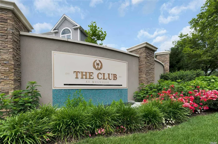 Melville. 55+ Community. Desirable First Floor Augusta Model Offers A Spacious Open Floor Plan With Two Bedrooms And Two Bathrooms. Kitchen Is Complete With Stainless Steel Appliances. Clubhouse Offers Community Pool, Fitness Center And Card Room. Wonderful Country Club Lifestyle Is Waiting For You!