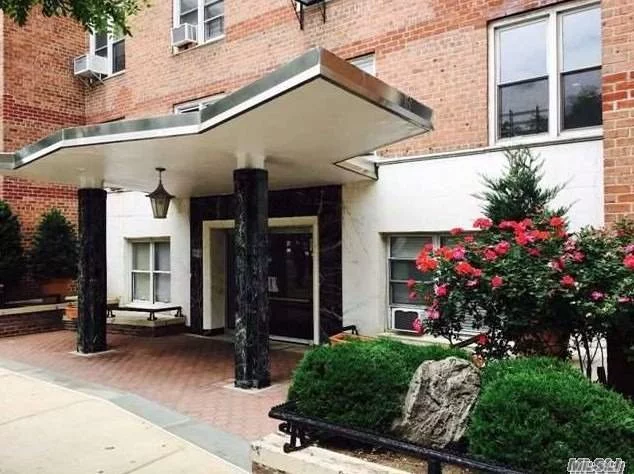 Beautifully Renovated 2 Bedroom/ Jr.4 Apartment For Sale In Forest Hills. The Unit Features A Custom Made Kitchen,  Bright Living Room, Spacious Bedroom, Update Bathroom And Ample Closet Space. Excellent Location, Close To Transportation, Schools And Shopping Center.