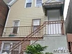 Bright And Sunny 2 Bedroom Rental On 2nd Floor Of Private House. Newer Carpeting And Newer Kitchen And Bath. Quiet Neighborhood. Conveniently Located Near N Train Between 36th And 37th Ave - 15 Mins Commute To Midtown Manhattan.