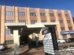 Manhasset. 500 Sq Ft Office Space , Located In The Lobby Of Prestigious Office Building, Mixed Use Medical/Professional Offices.Under New Management Close To The Americana Mall. Easy Access To Expressway .Bus Stop In Front Of The Building, For Easy Access. Utilities Are Additional $3.25 Per Sq Ft Annually Flyer Attached