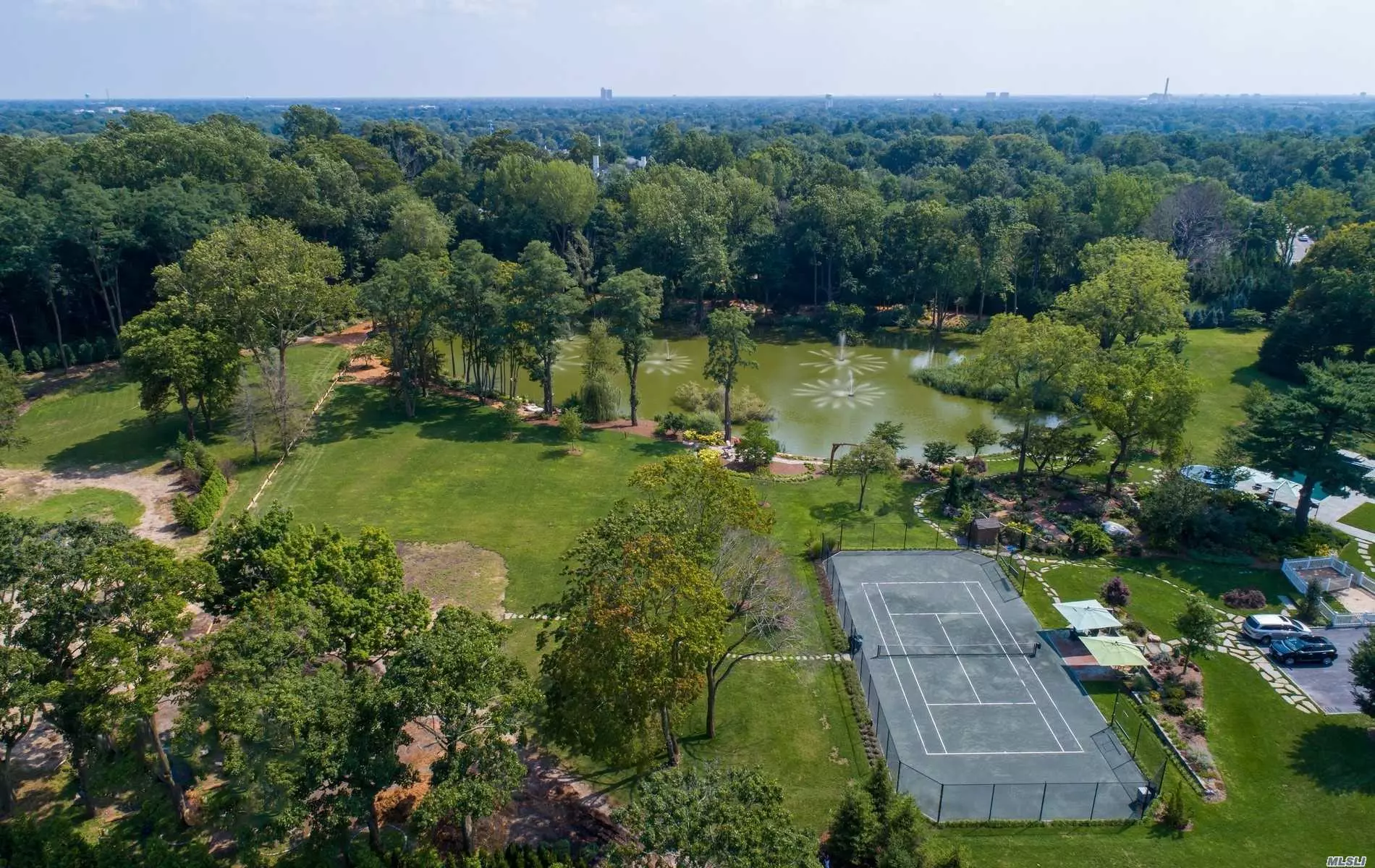 Beautified And Landscaped Usable Two Acre Lot Located In The Gated Luxury Community Of Hidden Pond, The Crown Jewel Of Long Island&rsquo;s Gold Coast. Har Tru Tennis Court. Spectacular Pond View. Conveniently Located In Close Proximity To Nyc And Major Airports. Build Your Dream Home. Highly Ranked Jericho School District.