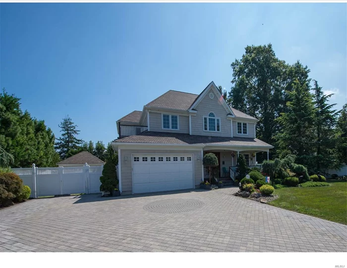 Custom Built In 2005, This Majestic Center Hall Colonial Is The Builders Own Home. Spacious Rooms Throughout & Loaded W/Amenities, This Home Will Satisfy The Most Demanding Consumer